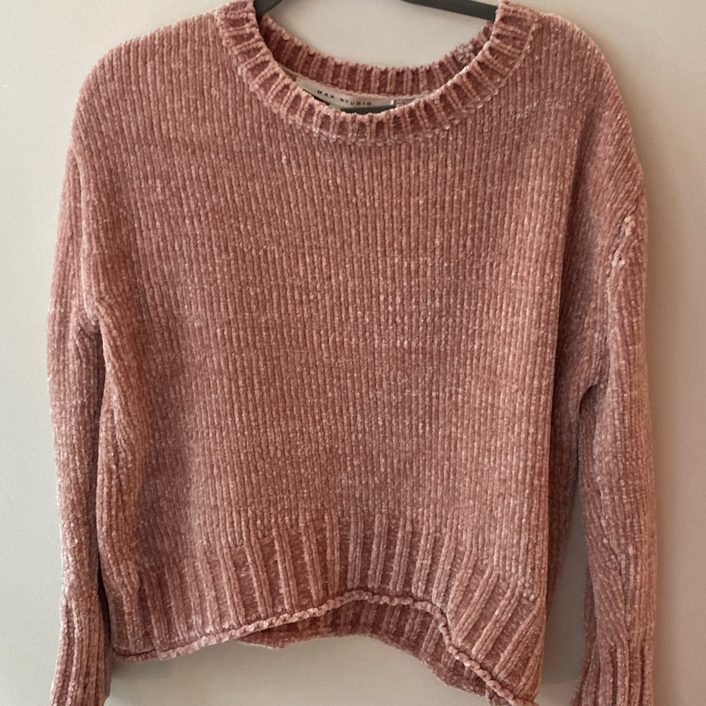 Max Studio chenille pink sweater